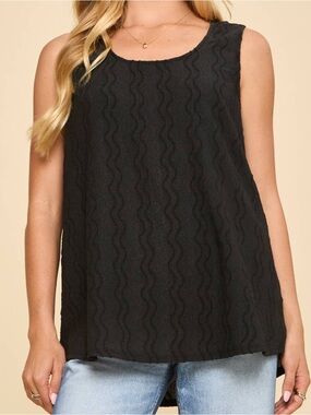 Andree By Unit Plus Size Black Textured
Sleeveless Blouse Size 2X Black